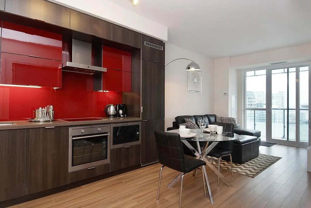 Apartment Whitehall Suites - Front Street Canada