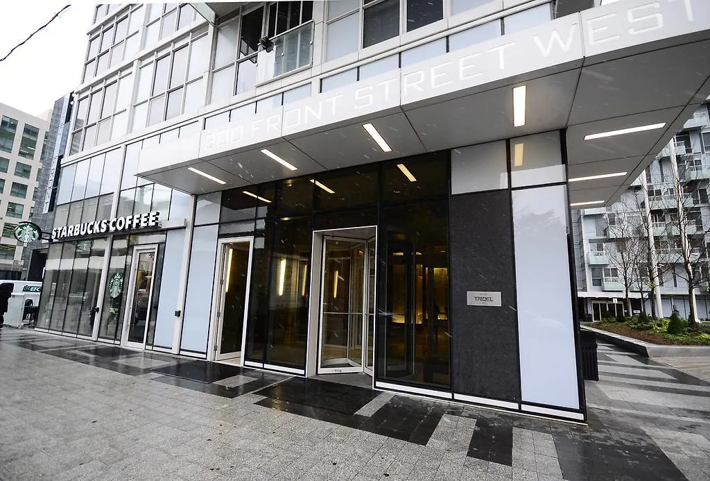 Whitehall Suites - Front Street Canada