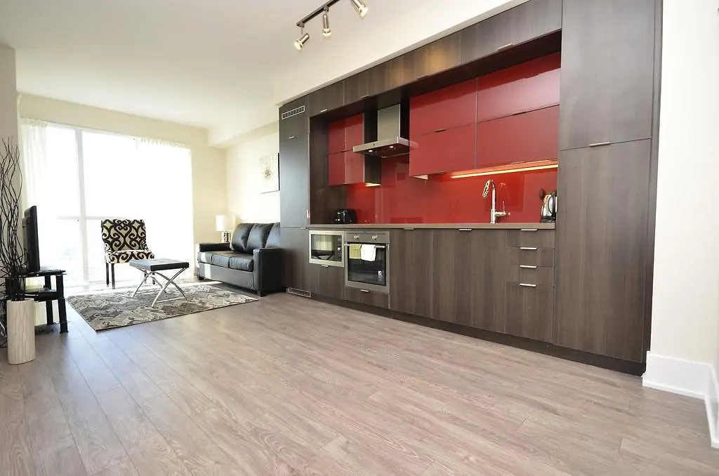 Whitehall Suites - Front Street Toronto