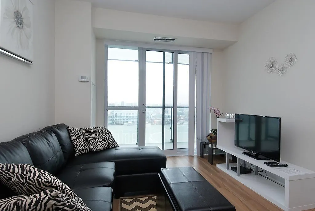 Whitehall Suites - Front Street Toronto