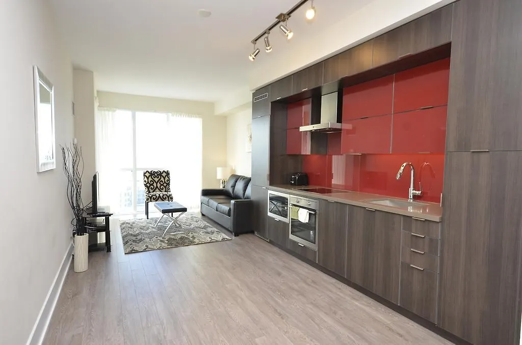 Whitehall Suites - Front Street Canada