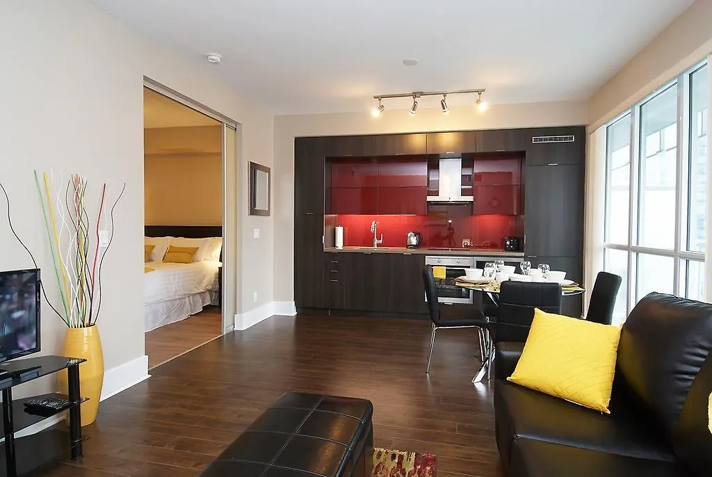 Whitehall Suites - Front Street Canada